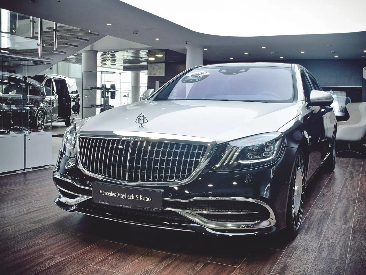 Mercedes-Benz Maybach S-Класс S560 двухцветный​